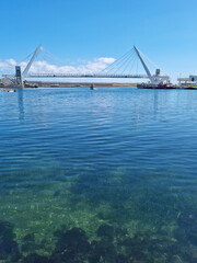 Fototapeta premium This is a view of Daepohang Bridge and the sea.