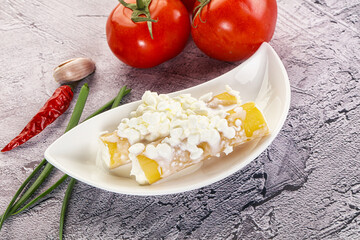 Italian cuisine Cannelloni staffed cheese