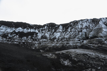 アイスランドのカトラアイスケーブで登山