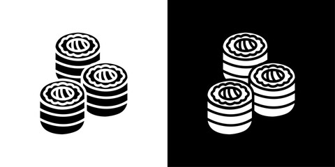 Maki sushi roll icon Isolated flat vector in outline © Krupal