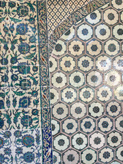 interior mesquita árabe arabesco istanbul islã islâmico palácio dourado azulejo
