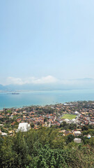 Obraz premium High viewpoint from Ilhabela to São Sebastião in Brazil