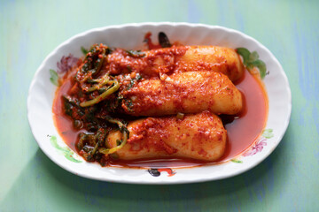 whole radish kimchi, chonggak kimchi