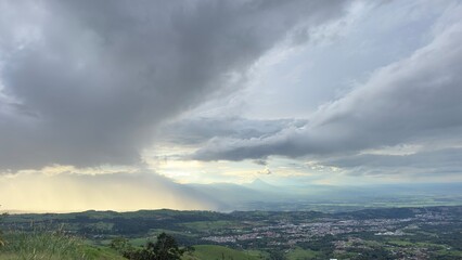 cielo, nube, nube, naturaleza, clima, azul, tempestad, celaje, nublado, llover, sol, moreno, verano, alumbrado, blanco, paisaje, atardecer, cubierto, diurna, cielo, dramático, cielo, hermoso, descarga