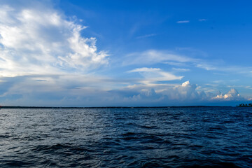Obraz premium July Sunset on the Water in Orange Beach, Alabama
