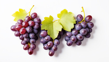 Fototapeta premium Fresh grapes and leaves on a white background