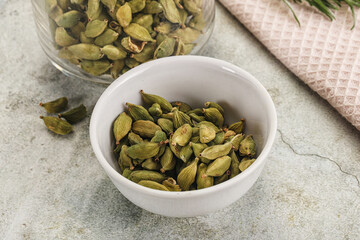 Dry Cardamom - aroma seasoning flavour