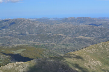 Naklejka premium Vedute panoramiche sul sentiero per Punta La Marmora, sui Monti del Gennargentu