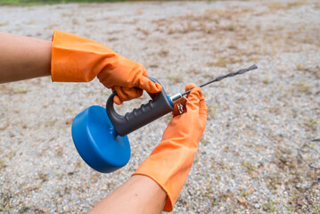 Pipeline Cleaner Plumbing tool - Wire Spring Canister 