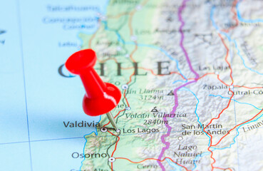 Obraz premium Los Lagos, Chile pin on map
