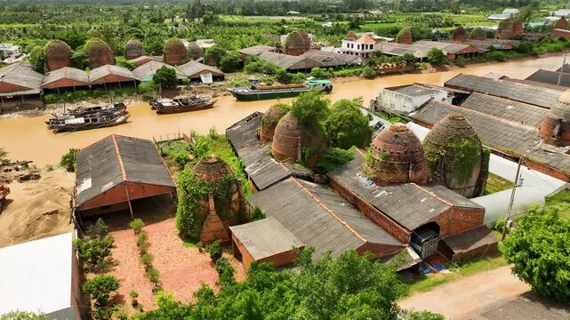 The brick kilns are 300 years old in Mang Thit, Vinh Long, Vietnam, although they are still operating today, the bricks are sold all over the world. Video shot in Vinh Long on September 7, 2024.