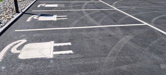 electric charge parking lot markings