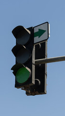 Green Light Traffic Signal: Safe Passage at City Intersection