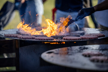 Feuertonne Burgergrill