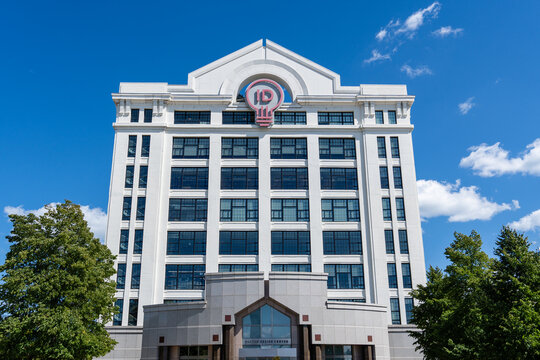 Boston, MA - Sept. 9, 2024: The eight-story Innovation and Design Building (IDB) houses the Boston Design Center as well as more than two hundred other businesses and 3,000 employees.