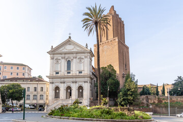 Obraz premium Rome, Italy - April 09, 2024: View of the roof sin Rome with tourists crowding its surroundings in Rome, Italy