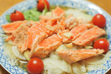 Salmon carpaccio, Seared, garlic with vegetables
