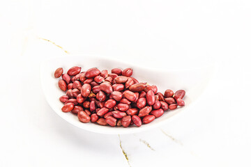 Raw peanut heap for roast