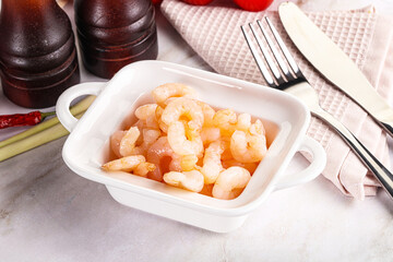Cocktail prawns in the bowl
