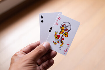 世ランプを持っている人