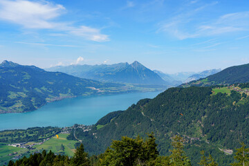 Panorama sur le lac de Brienz