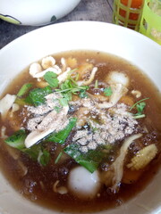 Thai Chicken & Gravy Noodles ‘Rad Naa’