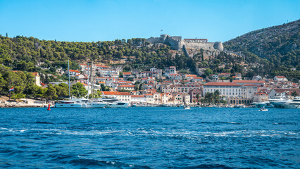 Fototapeta premium Panoramic view of Hvar town and harbor, Croatia.