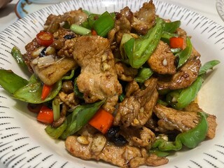 fried pork with green pepper
