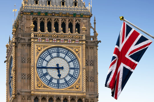 Big Ben and and the britisch flag in the city of London