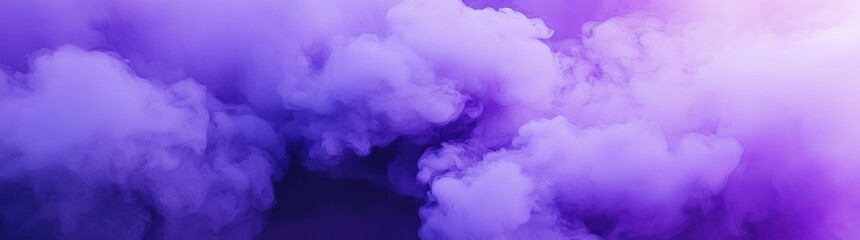 Obraz premium An elegant lavender purple background with a white hazy top border and a grungy royal purple bottom border, with a luxury pastel purple design.