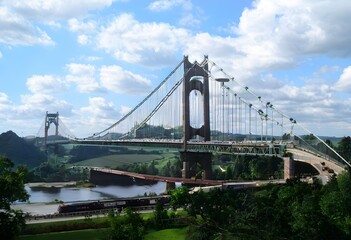 Obraz premium A view of the George Washington Bridge