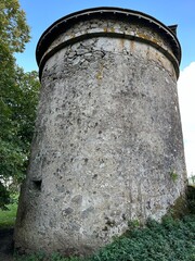 pigeonnier  du Château de la Durbelière à Saint-Aubin-de-Baubigné 