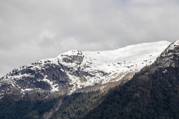 Obraz premium snow covered mountains