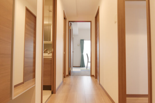 マンションの廊下
