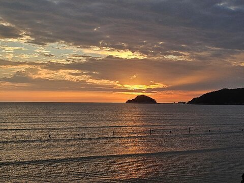 The setting sun in the everything