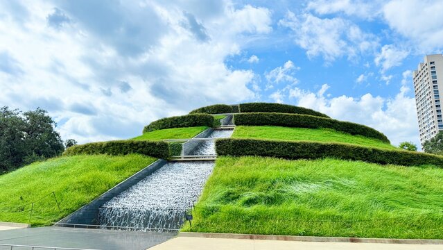 Hermann Park is a 445-acre urban park in Houston, Texas, situated at the southern end of the Museum District.	