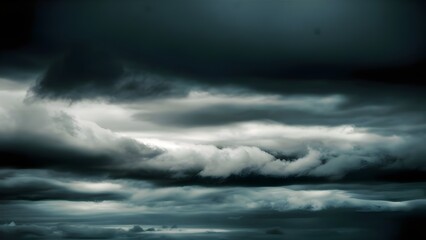 Obraz premium Overcast sky with low stratus clouds