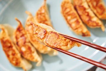 焼き餃子