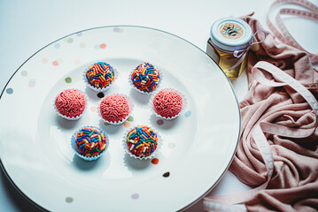 confetti brigadeiros