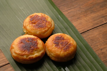 Kamir, sometimes written Khamir, is a typical food from Pemalang from an Arab country. This cake is made from a dough of flour, butter, and eggs, sometimes mixed with ingredients such as Ambon banana 