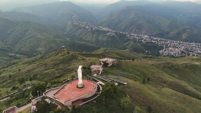 Panoramic drone video, Cristo Rey. Cali, Valle del Cauca, Colombia