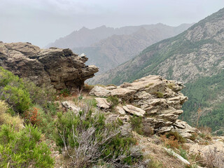 Chemin de randonnée dans le massif du Monte Padro, Asco, Corse