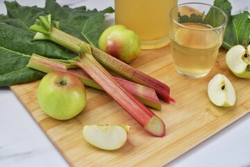 Vitamin compote of apples and rhubarb