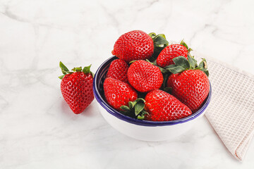 Sweet srawberry in the bowl