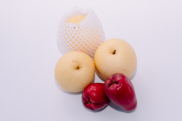 Pear and guava fruit