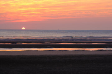 Serene Sunset at Low Tide