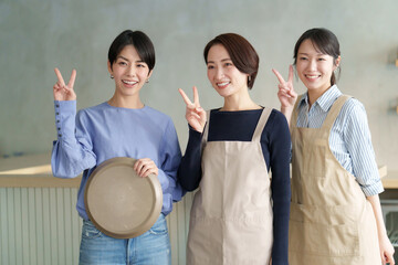 カフェスタッフ
