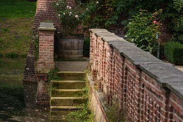 Die Evenburg in Ostfriesland