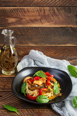 Pasta with minced chicken and stir-fry vegetables. Chicken spaghetti pasta