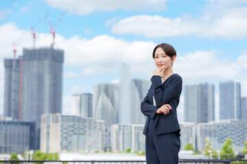 ビジネス　女性